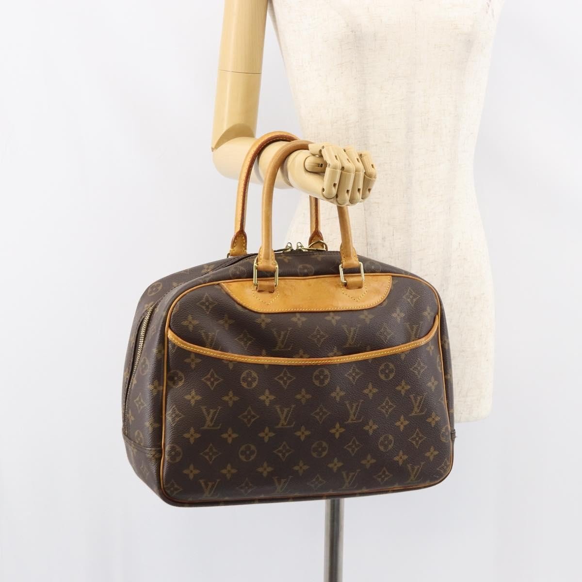 Louis Vuitton Deauville Handbag - Brandsamsara