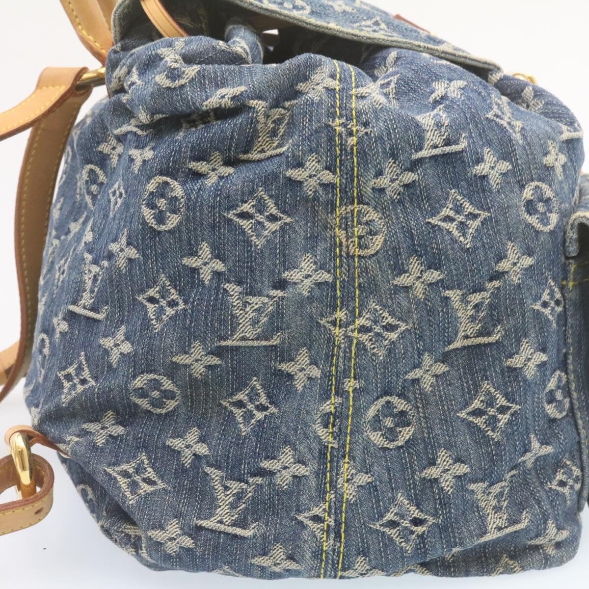Louis Vuitton Discovery Backpack - Brandsamsara