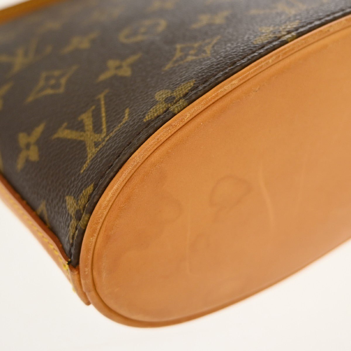 Louis Vuitton Drouot - Brandsamsara