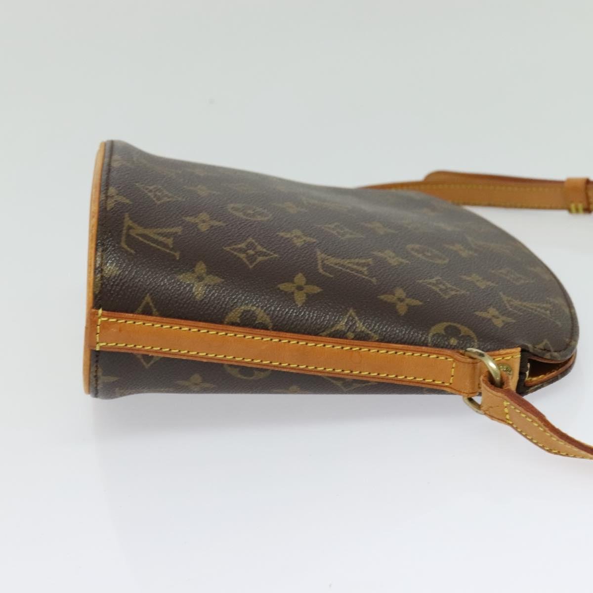 Louis Vuitton Drouot - Brandsamsara