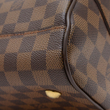 Louis Vuitton Duomo - Brandsamsara