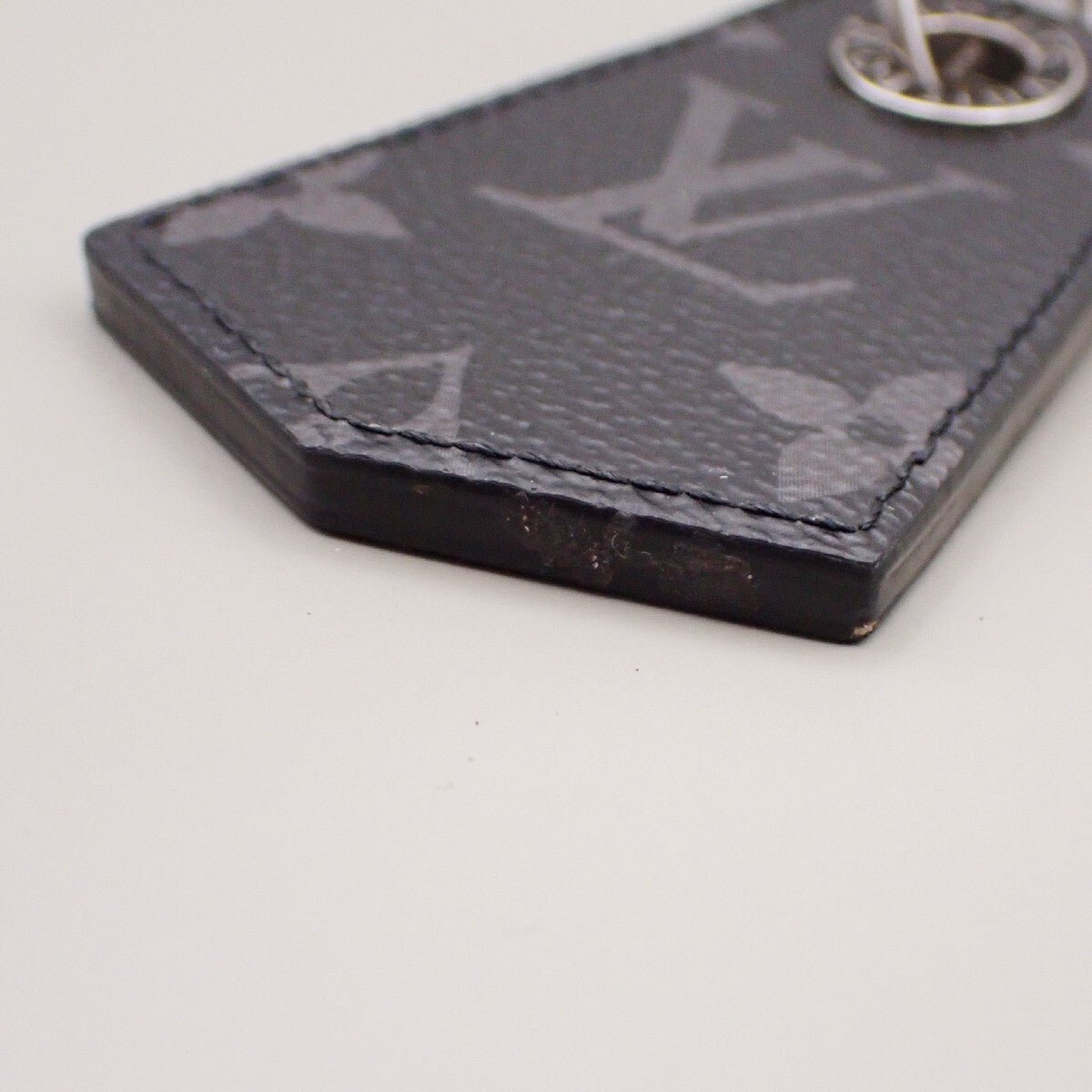 Louis Vuitton Enchappe Key Holder - Brandsamsara