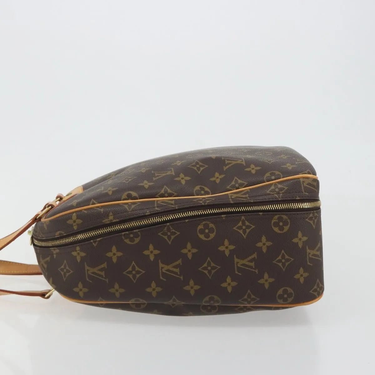 Louis Vuitton Excursion - Brandsamsara
