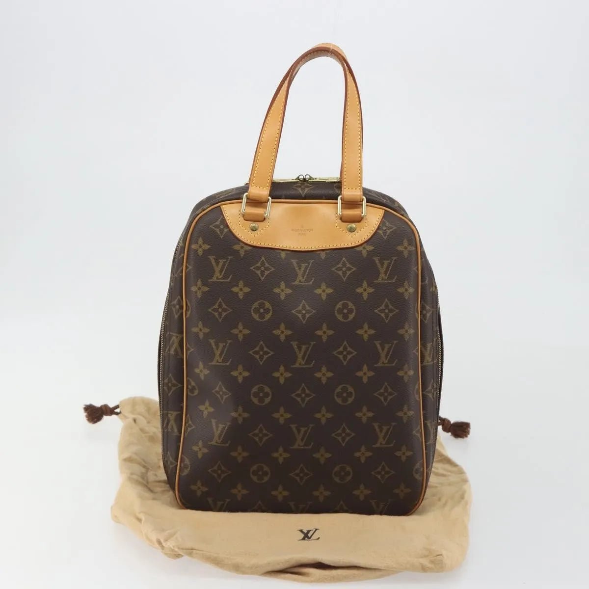 Louis Vuitton Excursion - Brandsamsara