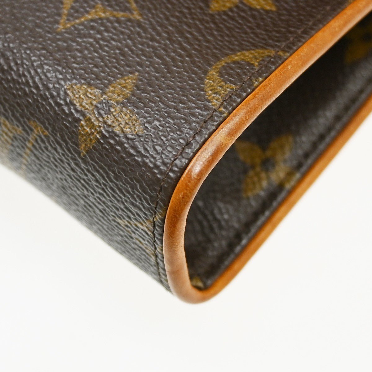 Louis Vuitton Florentine - Brandsamsara