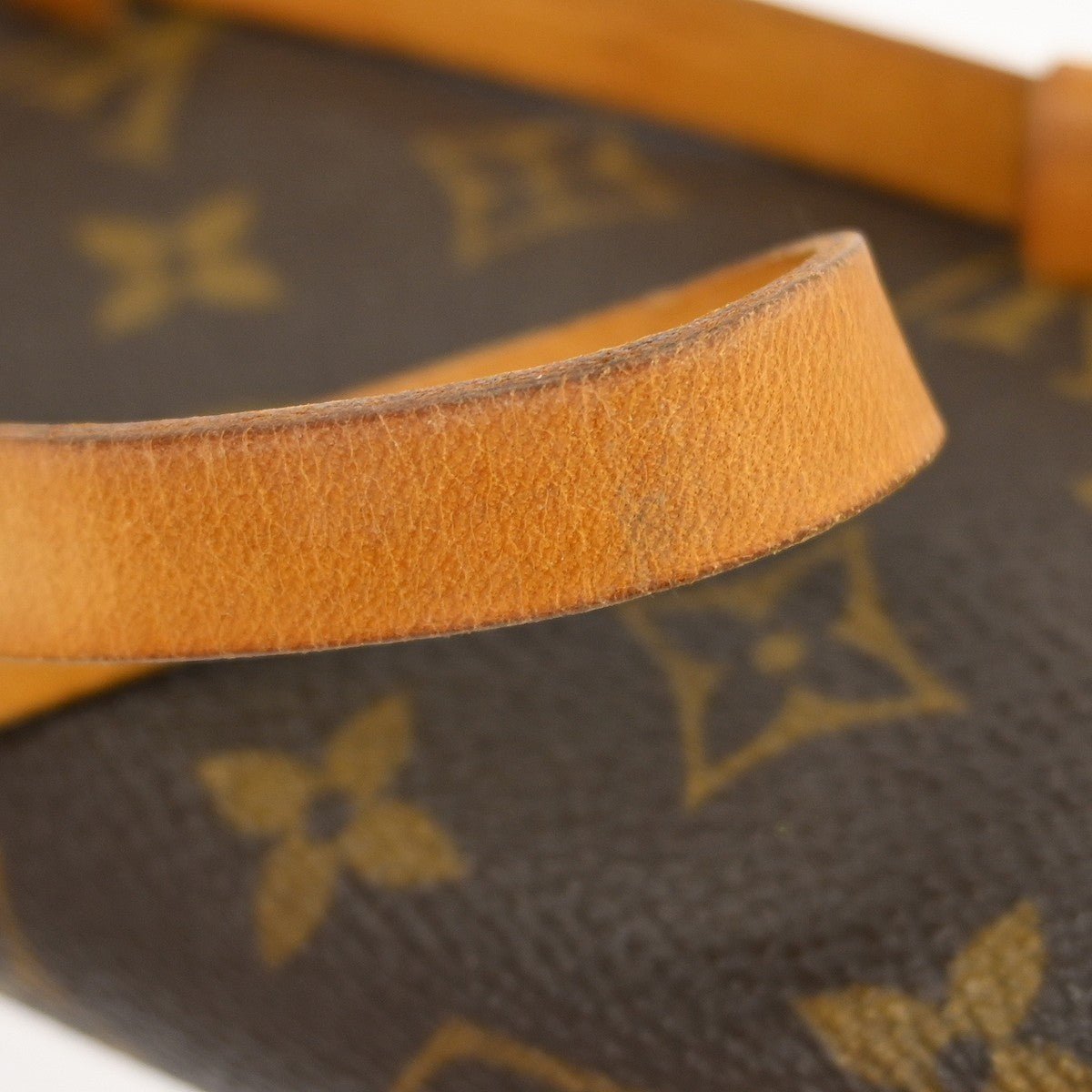 Louis Vuitton Florentine - Brandsamsara