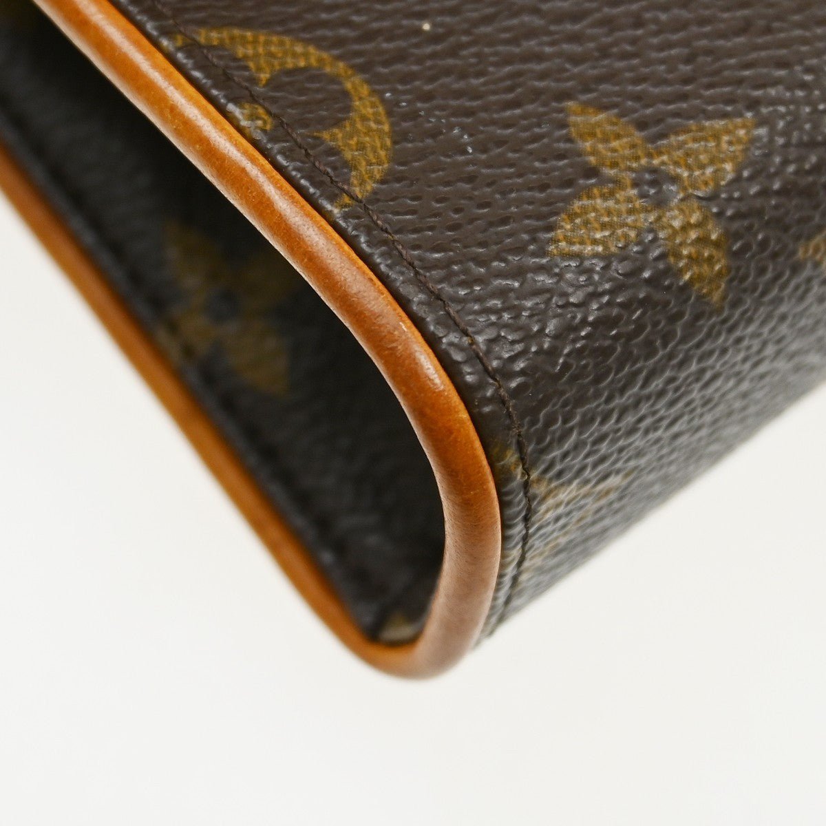 Louis Vuitton Florentine - Brandsamsara