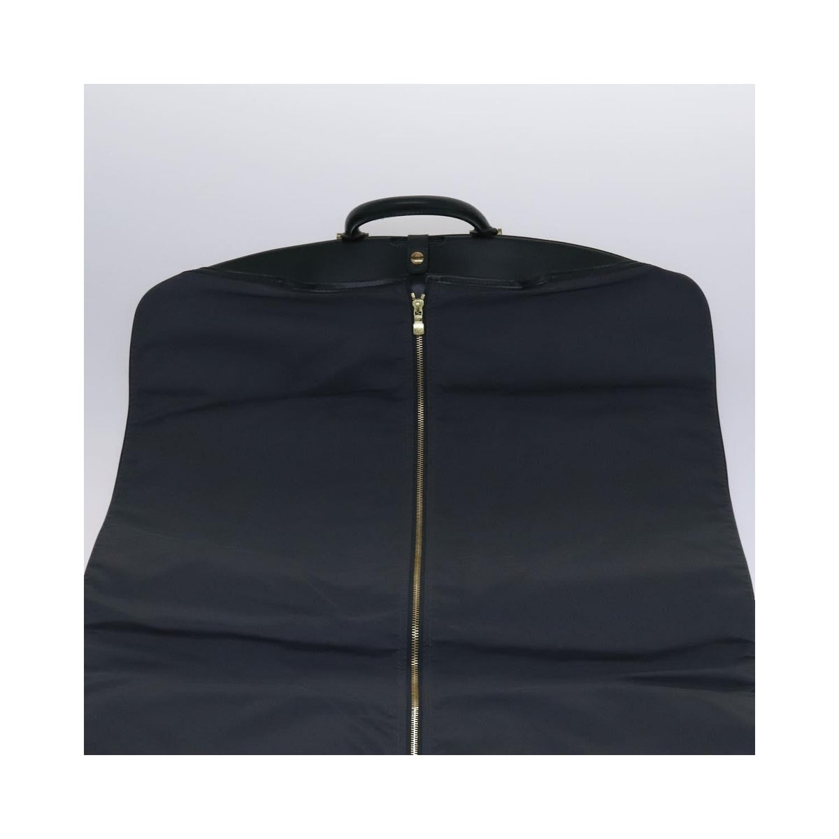 Louis Vuitton Garment Cover Taiga Leather, Green, Leather, Travel Bag