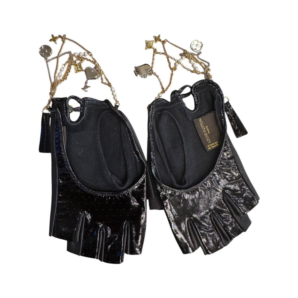 Louis Vuitton Gloves - Brandsamsara
