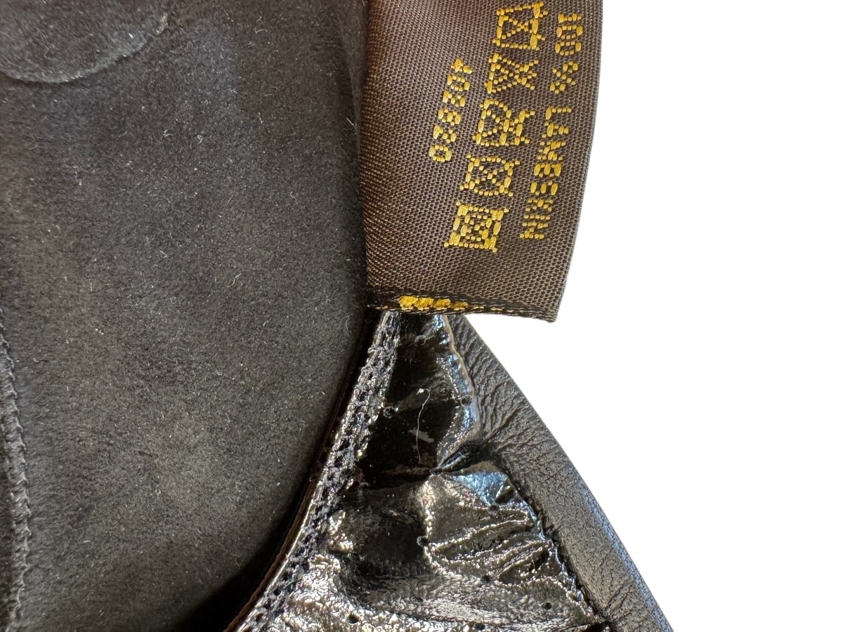Louis Vuitton Gloves - Brandsamsara