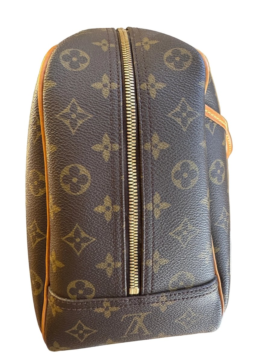 Louis Vuitton Handbag - Brandsamsara