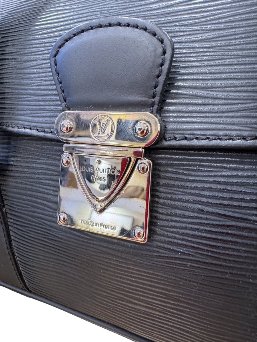Louis Vuitton Handbag - Brandsamsara