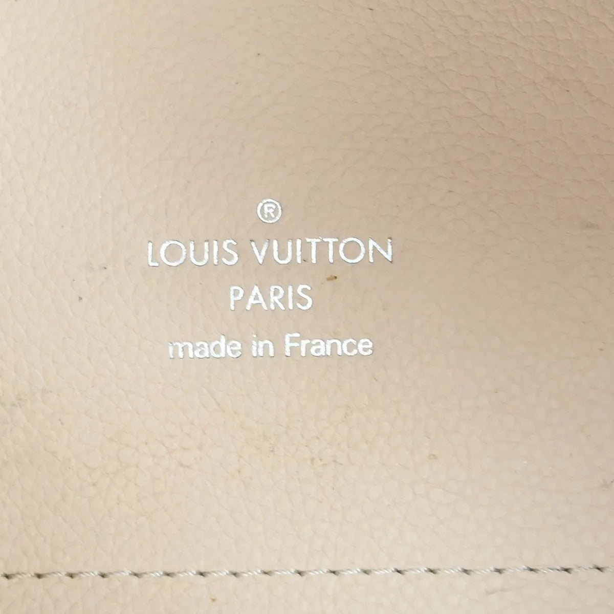 Louis Vuitton Hina - Brandsamsara