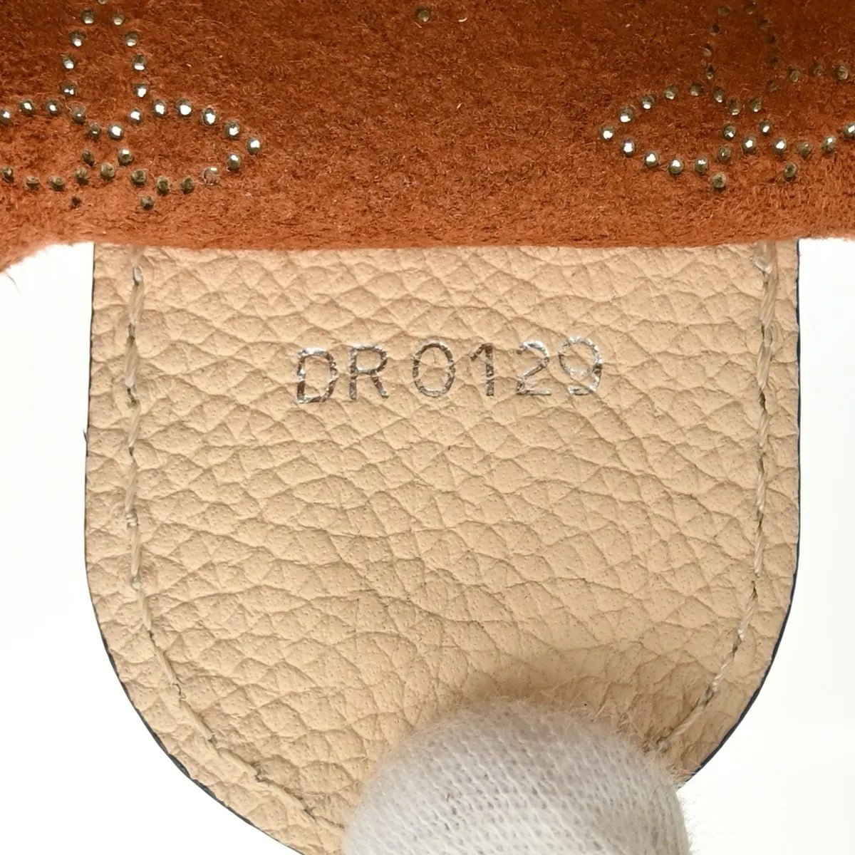 Louis Vuitton Hina - Brandsamsara