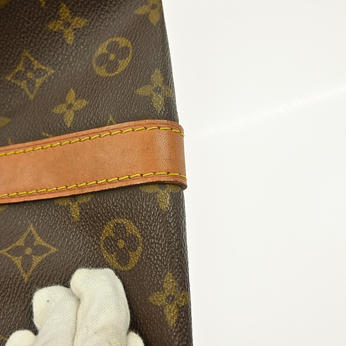 Louis Vuitton Keepall Bag - Brandsamsara