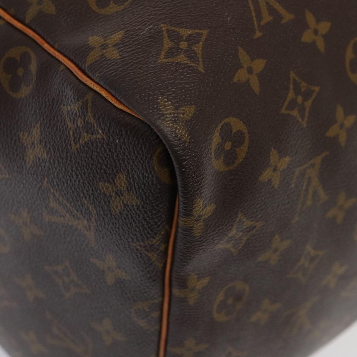 Louis Vuitton Keepall Bag - Brandsamsara