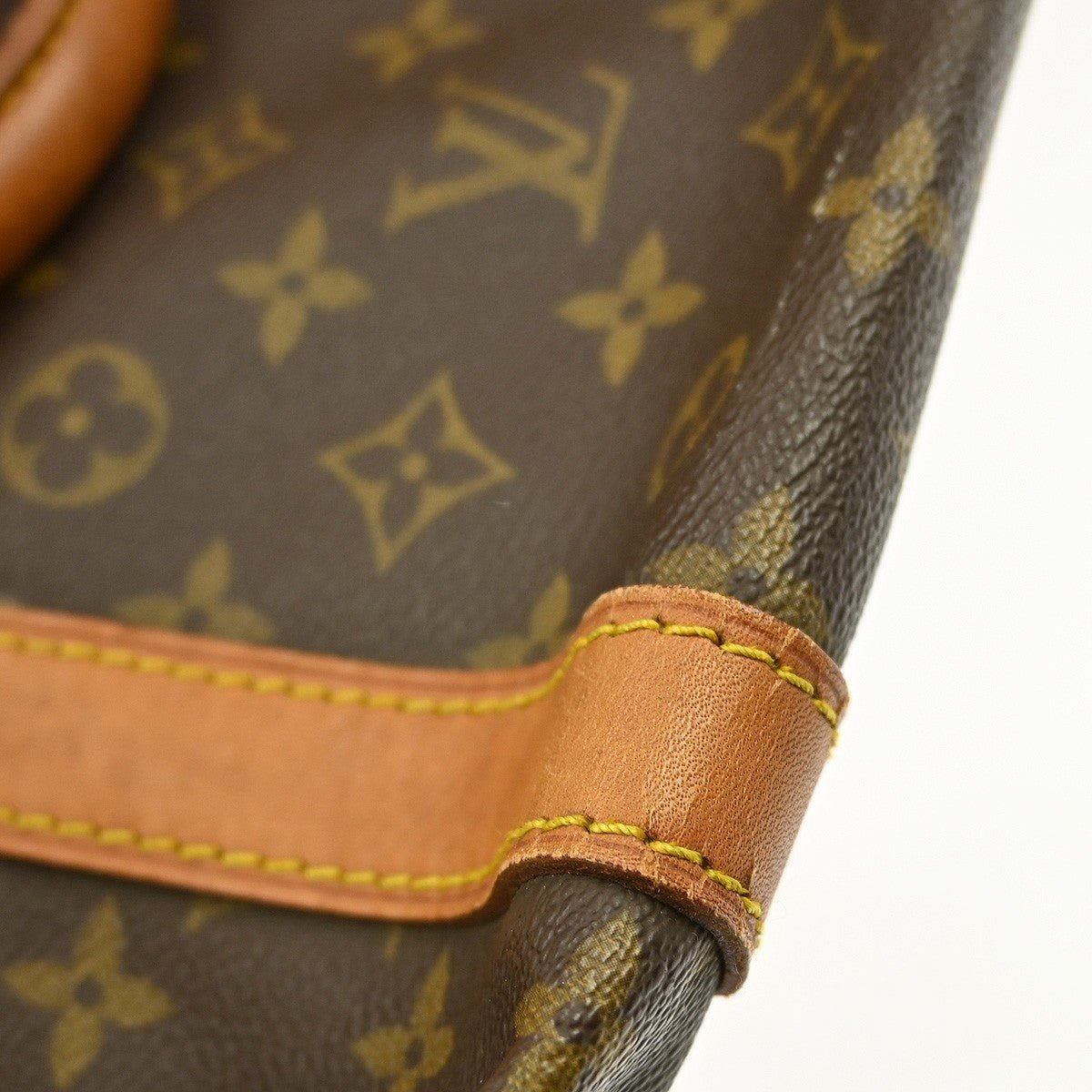 Louis Vuitton Keepall Bag - Brandsamsara
