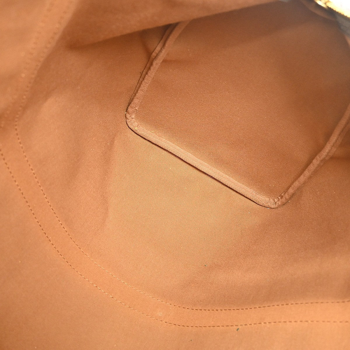 Louis Vuitton Keepall Bag - Brandsamsara