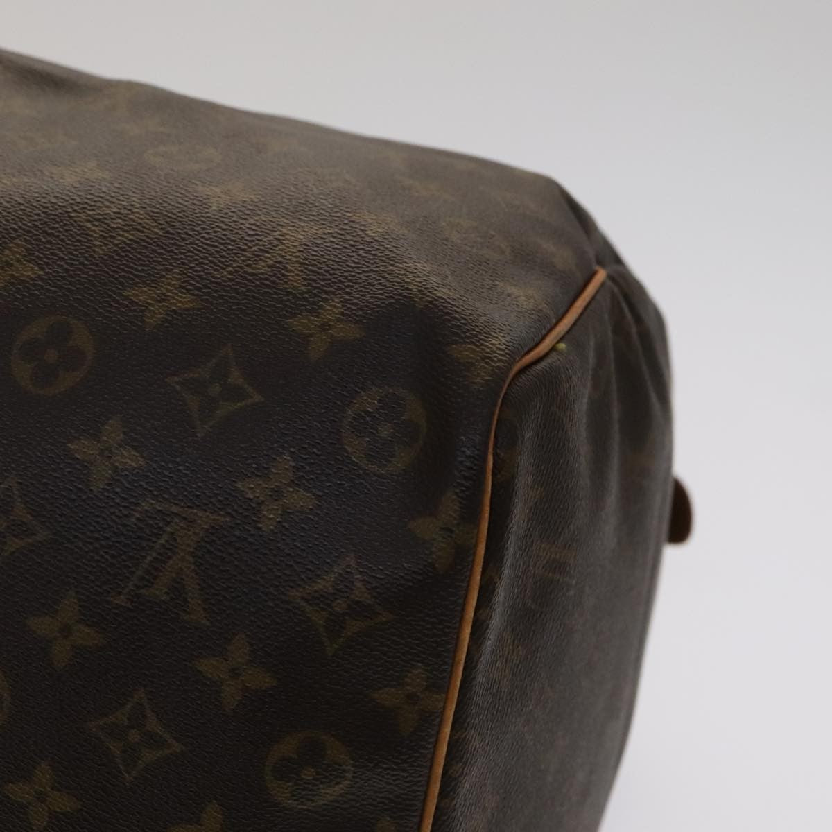 Louis Vuitton Keepall Bag - Brandsamsara