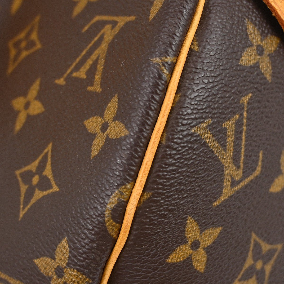 Louis Vuitton Keepall Bag - Brandsamsara