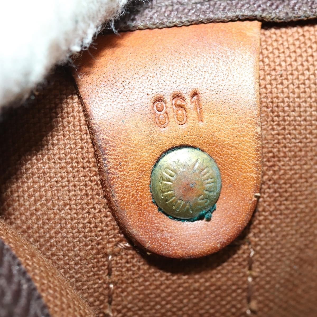 Louis Vuitton Keepall Bag - Brandsamsara