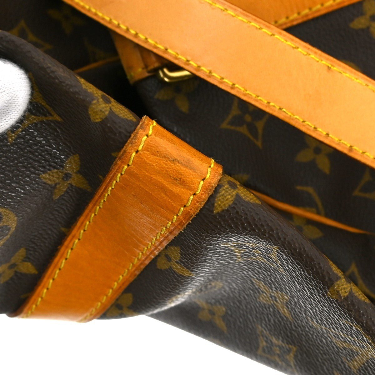 Louis Vuitton Keepall Bandoulière - Brandsamsara