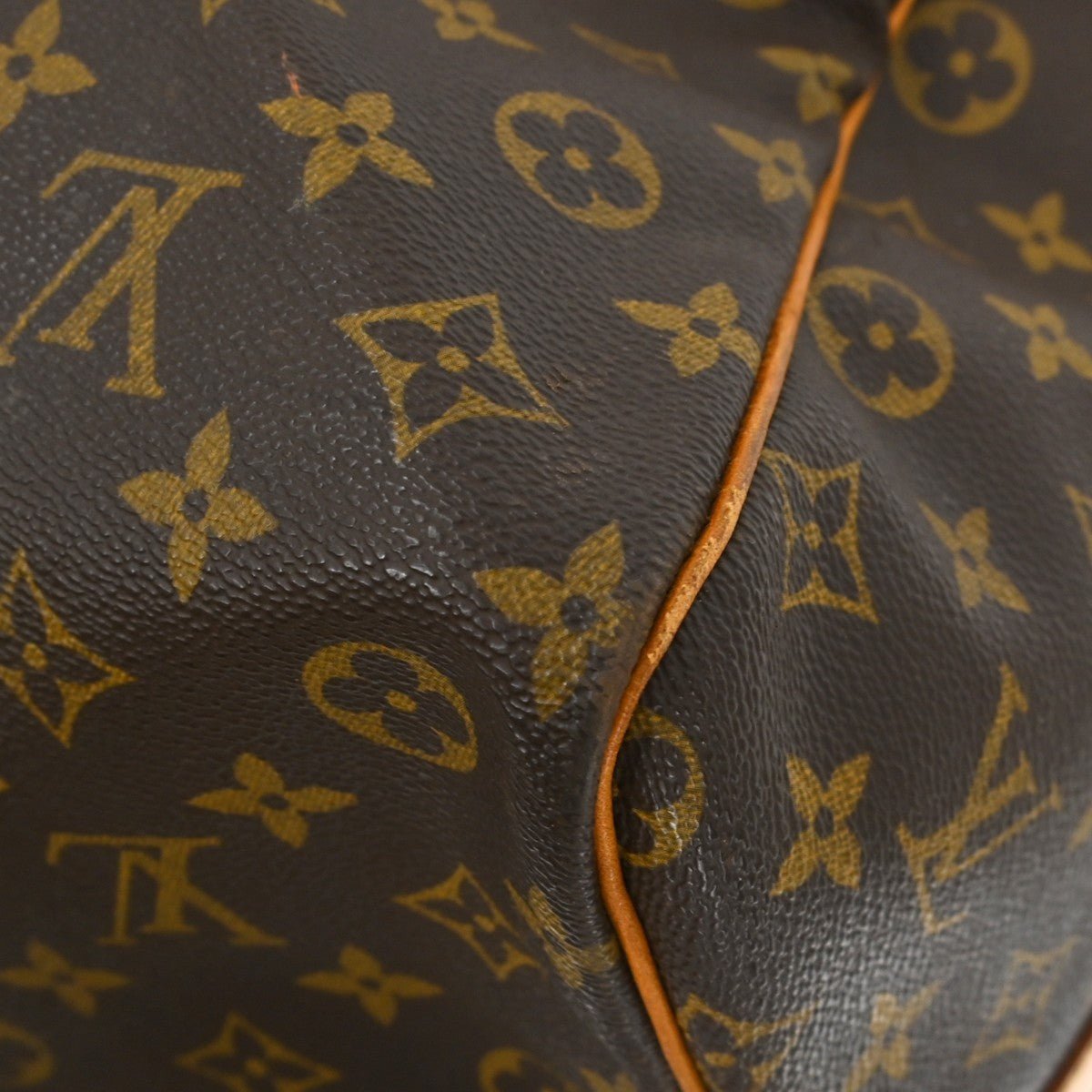 Louis Vuitton Keepall Bandoulière - Brandsamsara