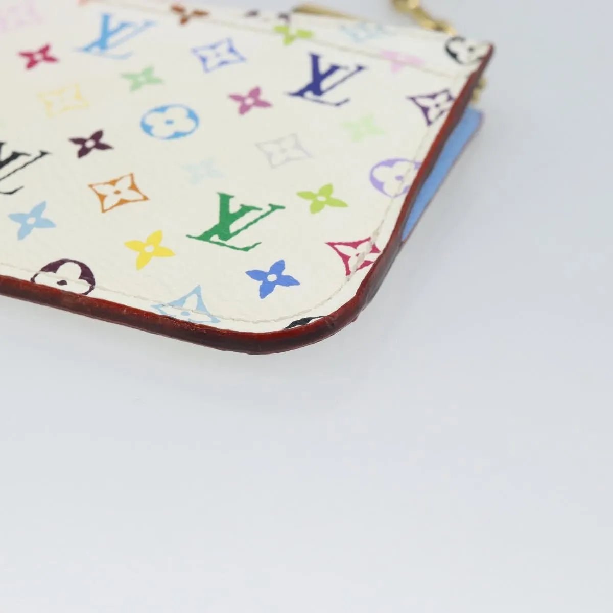 Louis Vuitton Key Pouch NM - Brandsamsara