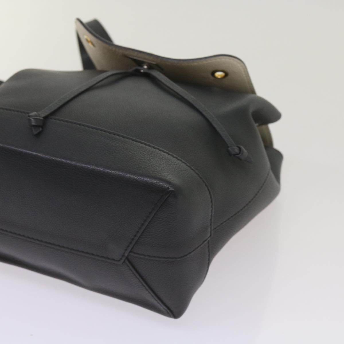 Louis Vuitton Lockme - Brandsamsara