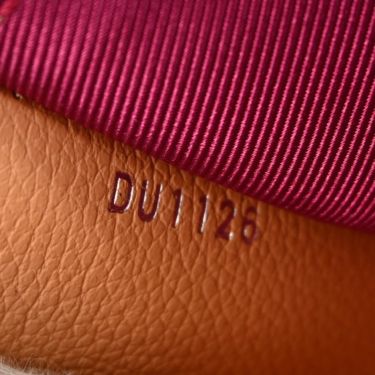 Louis Vuitton Lockme II Handbag - Brandsamsara