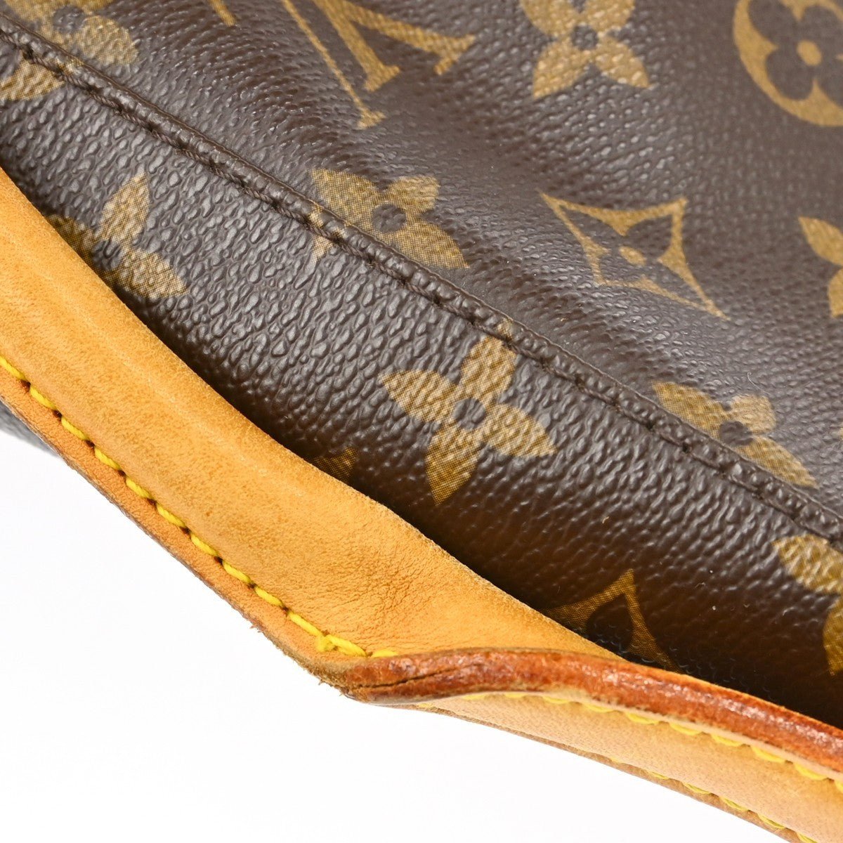 Louis Vuitton Looping - Brandsamsara