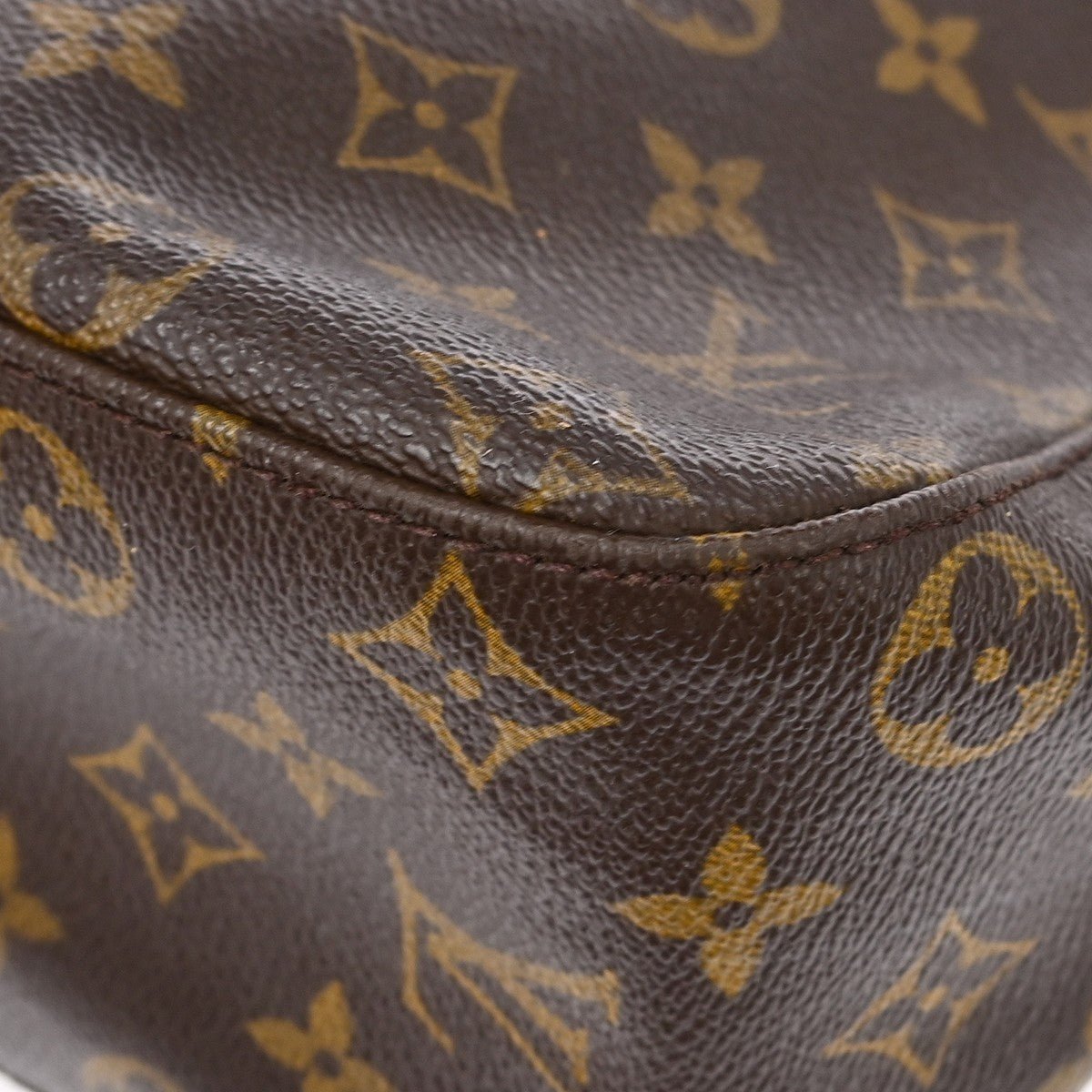Louis Vuitton Looping - Brandsamsara