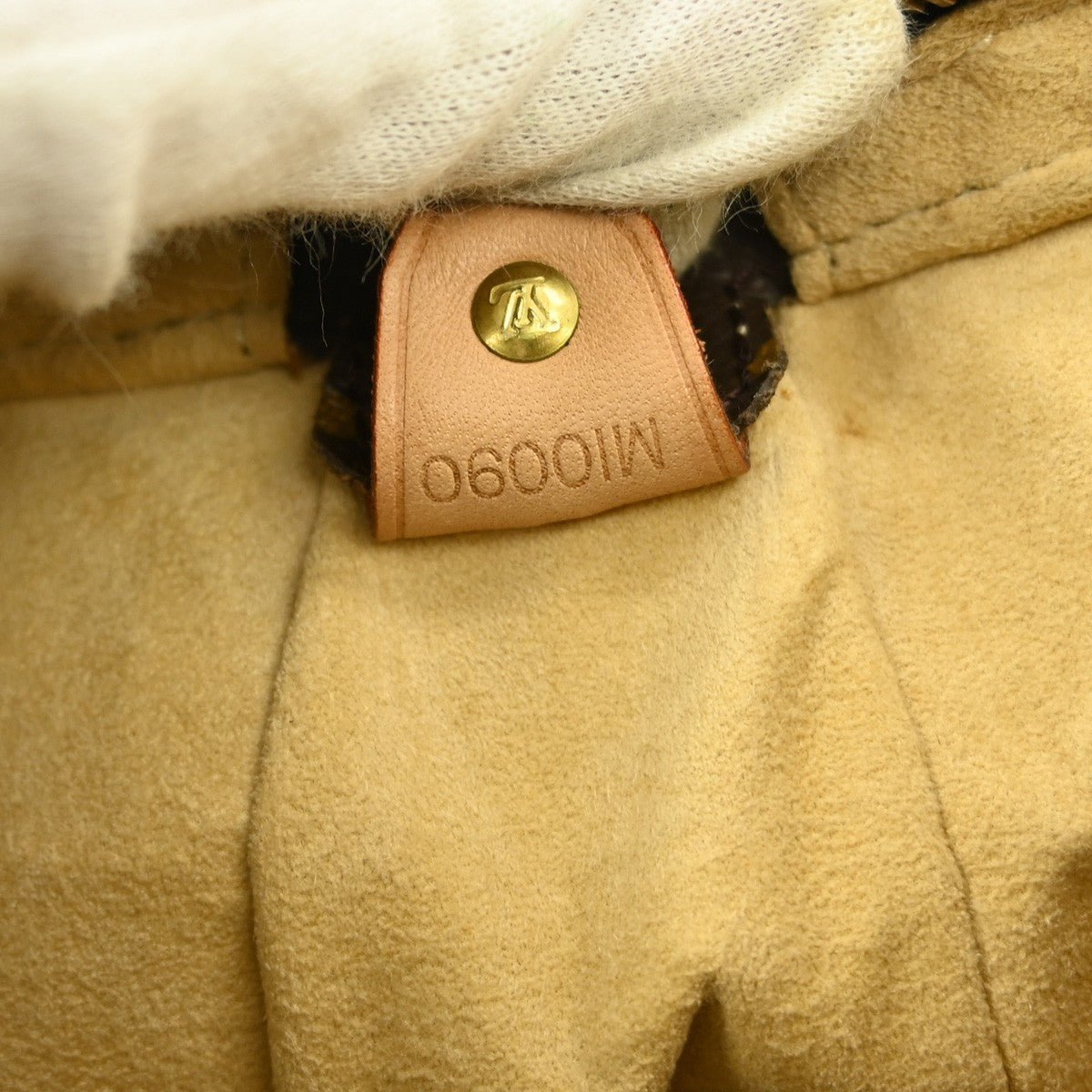 Louis Vuitton Looping Handbag - Brandsamsara