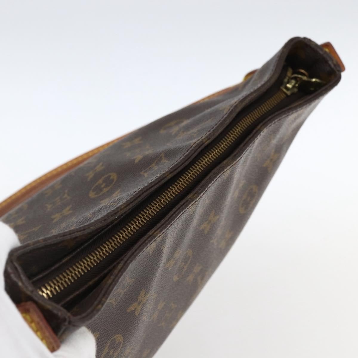 Louis Vuitton Looping Handbag - Brandsamsara