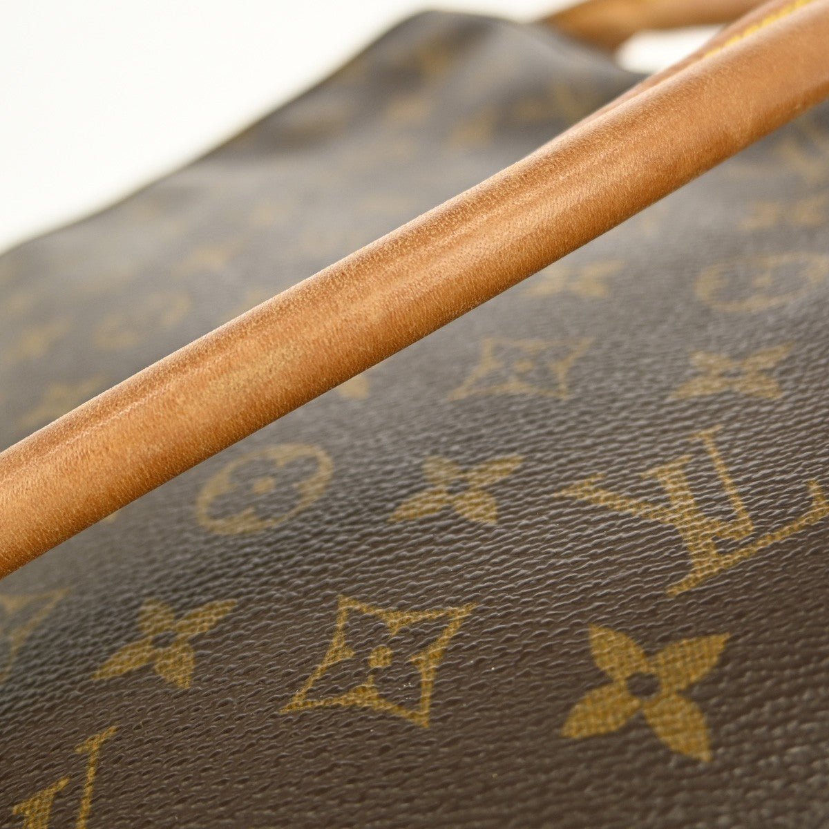 Louis Vuitton Looping Handbag - Brandsamsara