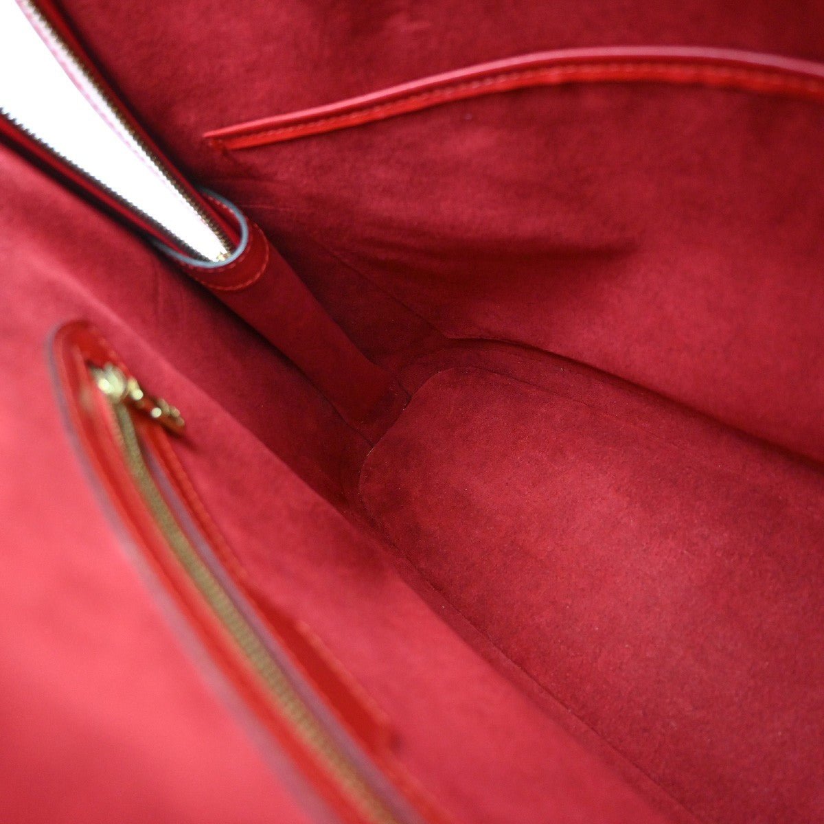 Louis Vuitton Lussac Handbag - Brandsamsara