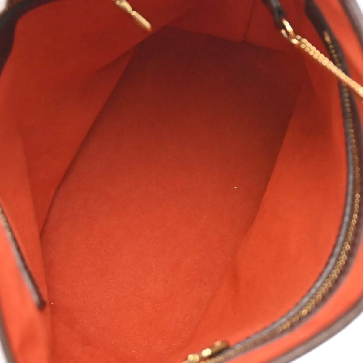 Louis Vuitton Marais - Brandsamsara