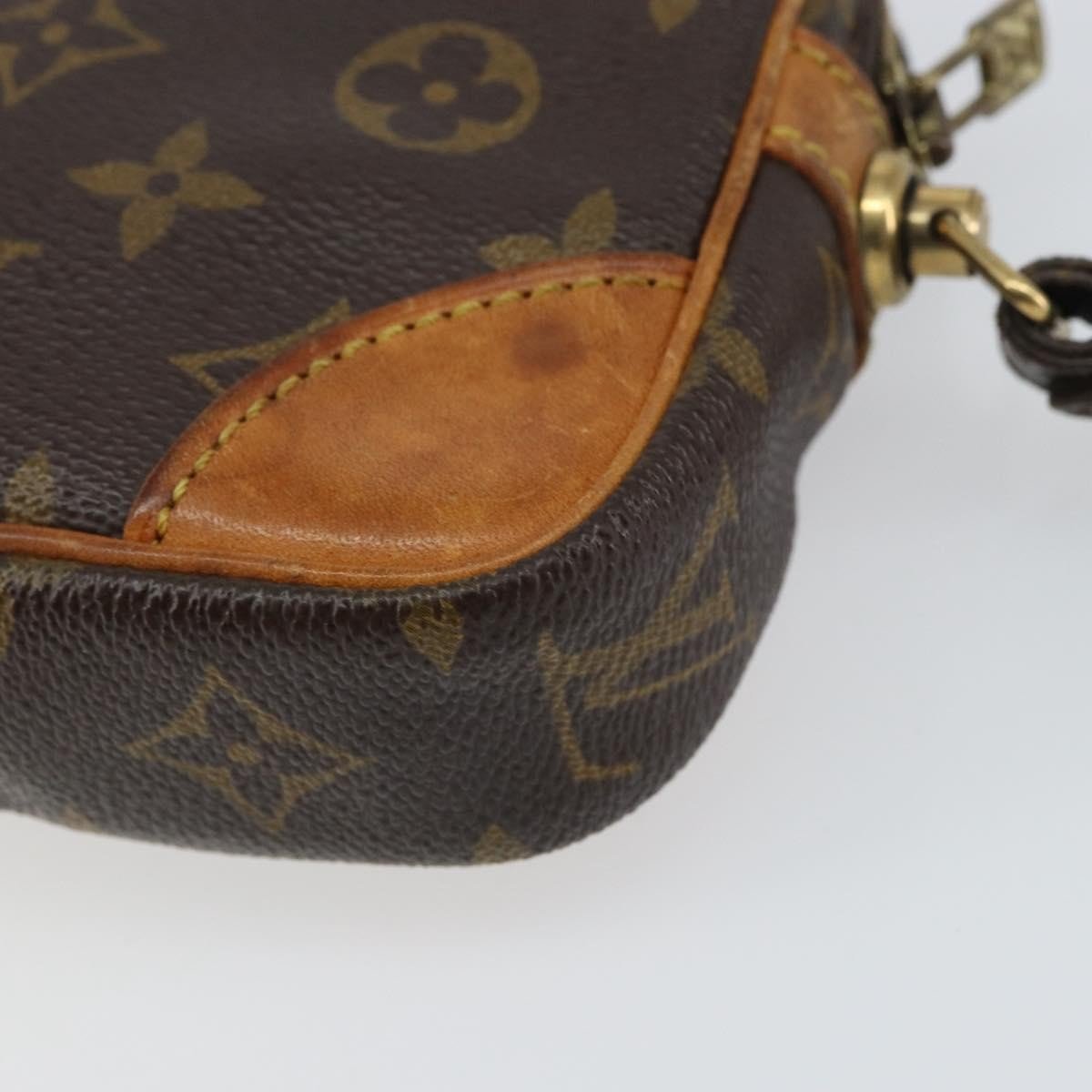 Louis Vuitton Marly Dragonne Clutch - Brandsamsara