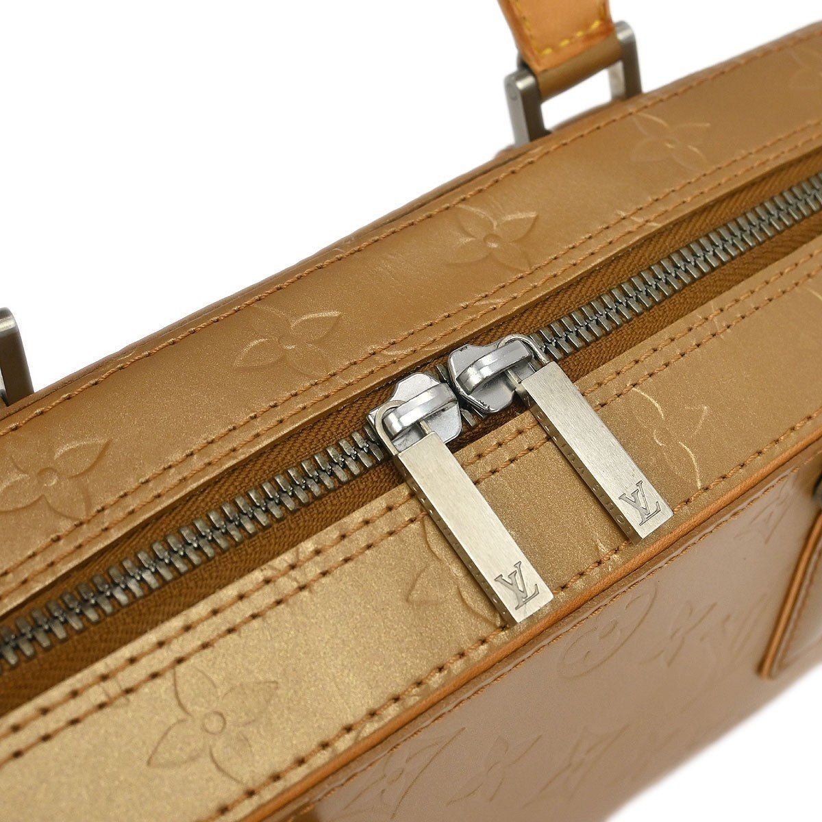 Louis Vuitton Mat Shelton Handbag - Brandsamsara