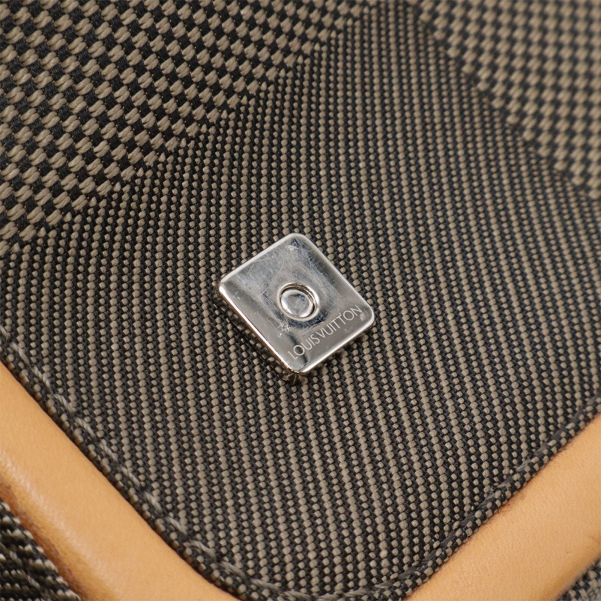 Louis Vuitton Messenger - Brandsamsara