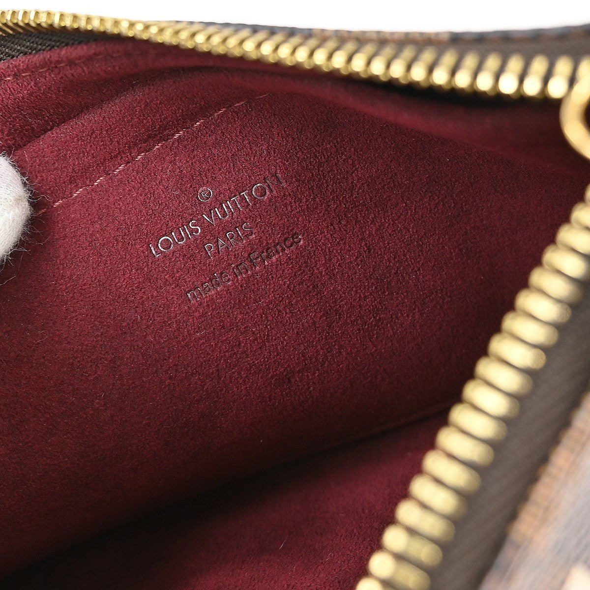 Louis Vuitton Milla Pochette - Brandsamsara
