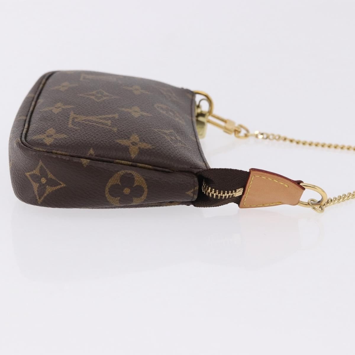 Louis Vuitton Mini pochette accessoires - Brandsamsara