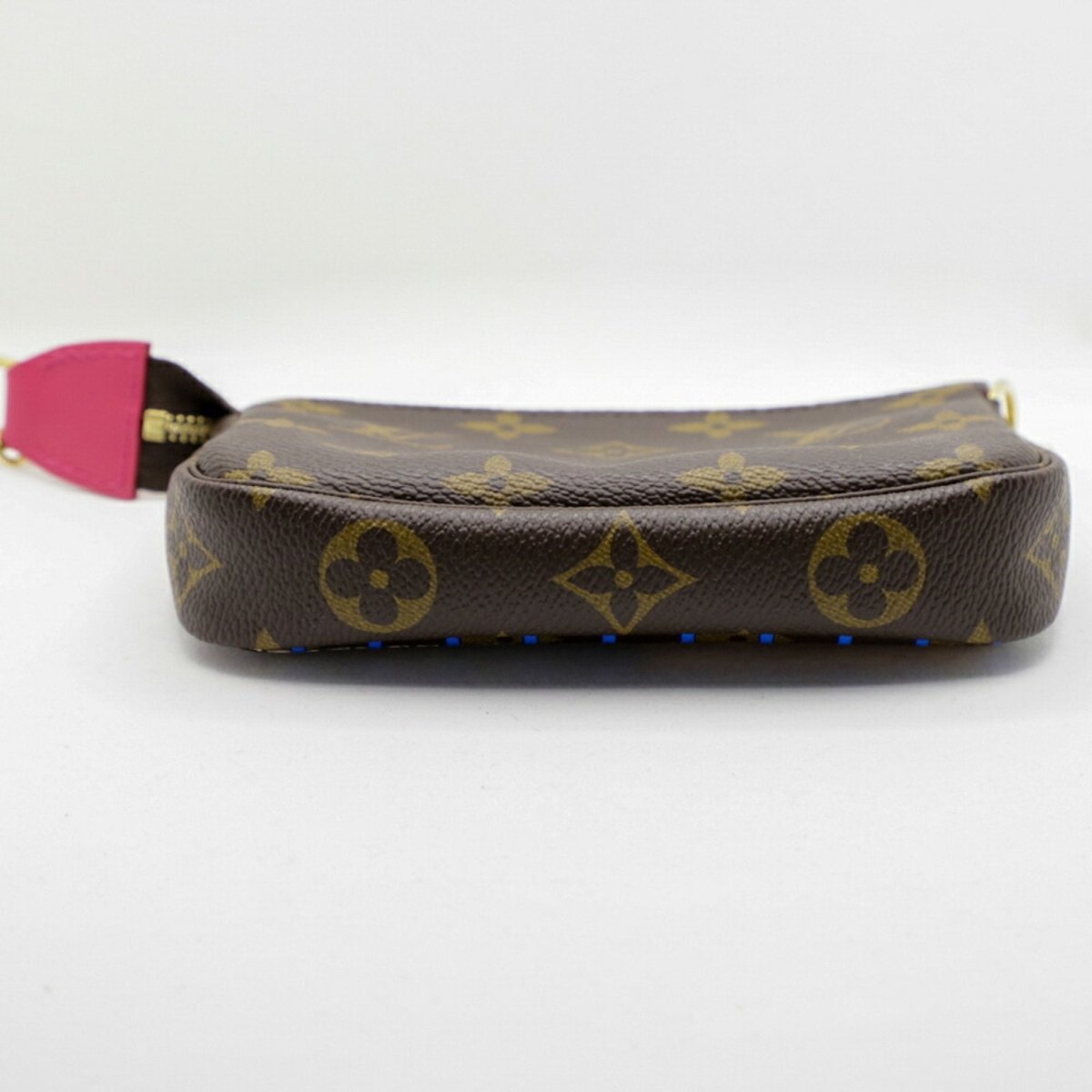 Louis Vuitton Mini Pochette Accessoires - Brandsamsara