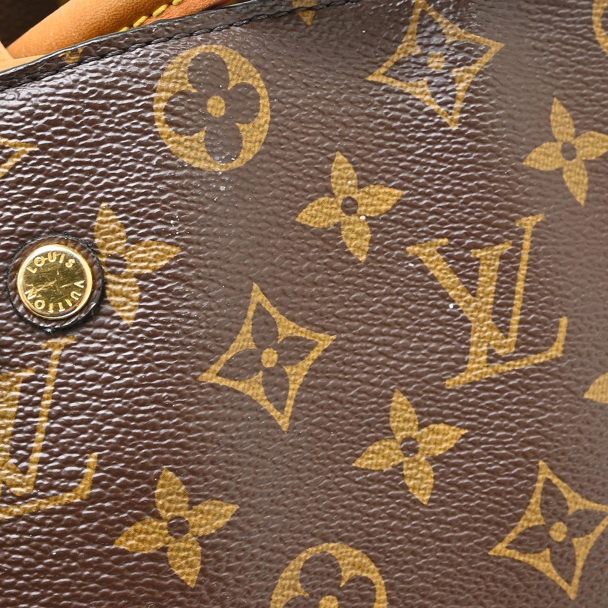 Louis Vuitton Montaigne - Brandsamsara