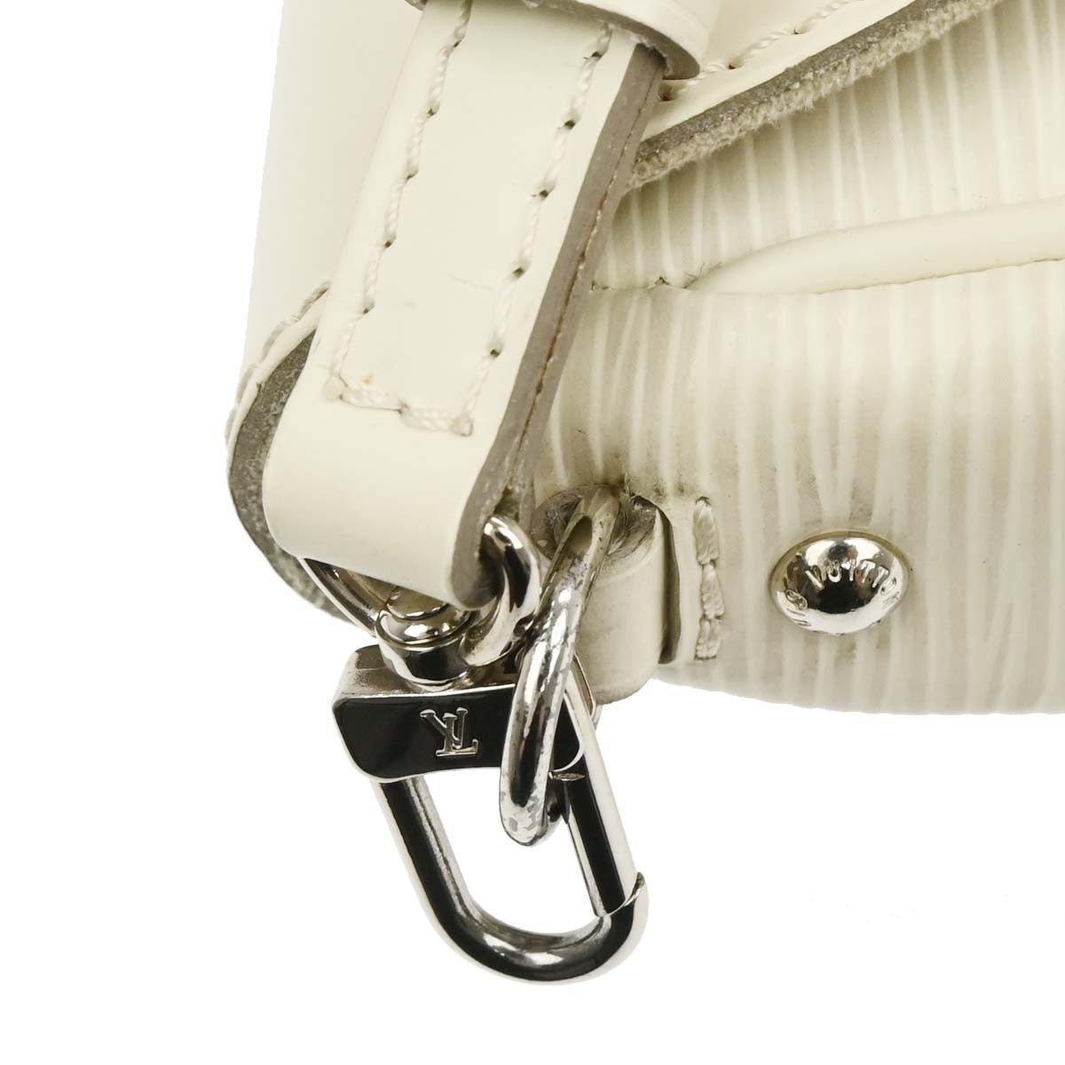 Louis Vuitton Montaigne Clutch - Brandsamsara