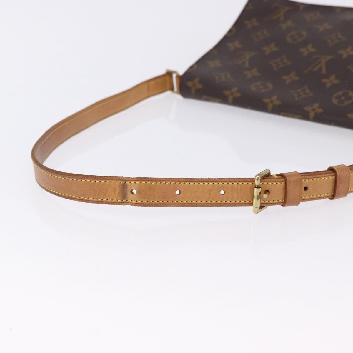 Louis Vuitton Musette Tango - Brandsamsara