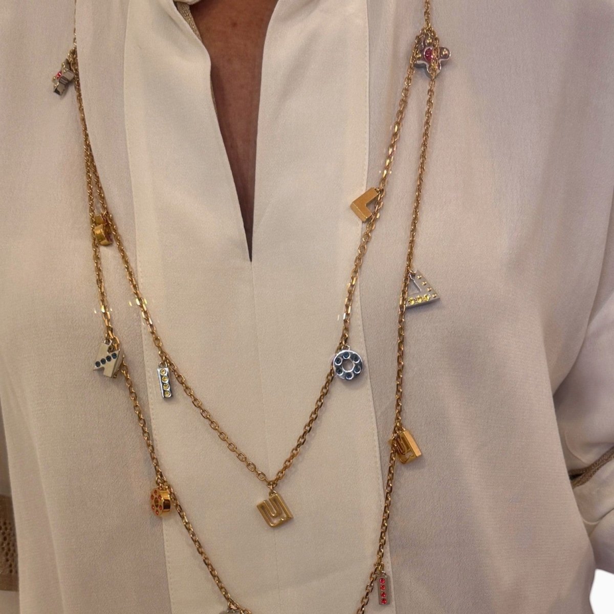 Louis Vuitton necklace - Brandsamsara
