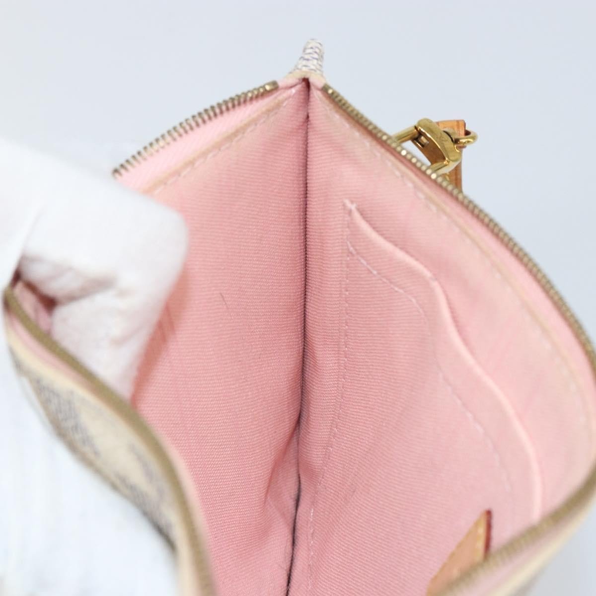 Louis Vuitton Neverfull Pochette - Brandsamsara