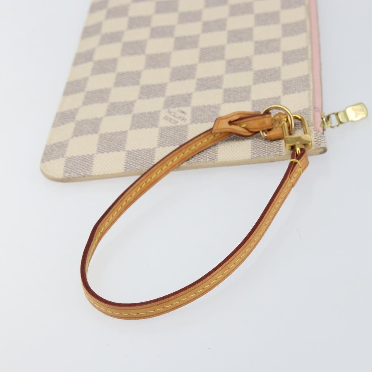 Louis Vuitton Neverfull Pochette - Brandsamsara