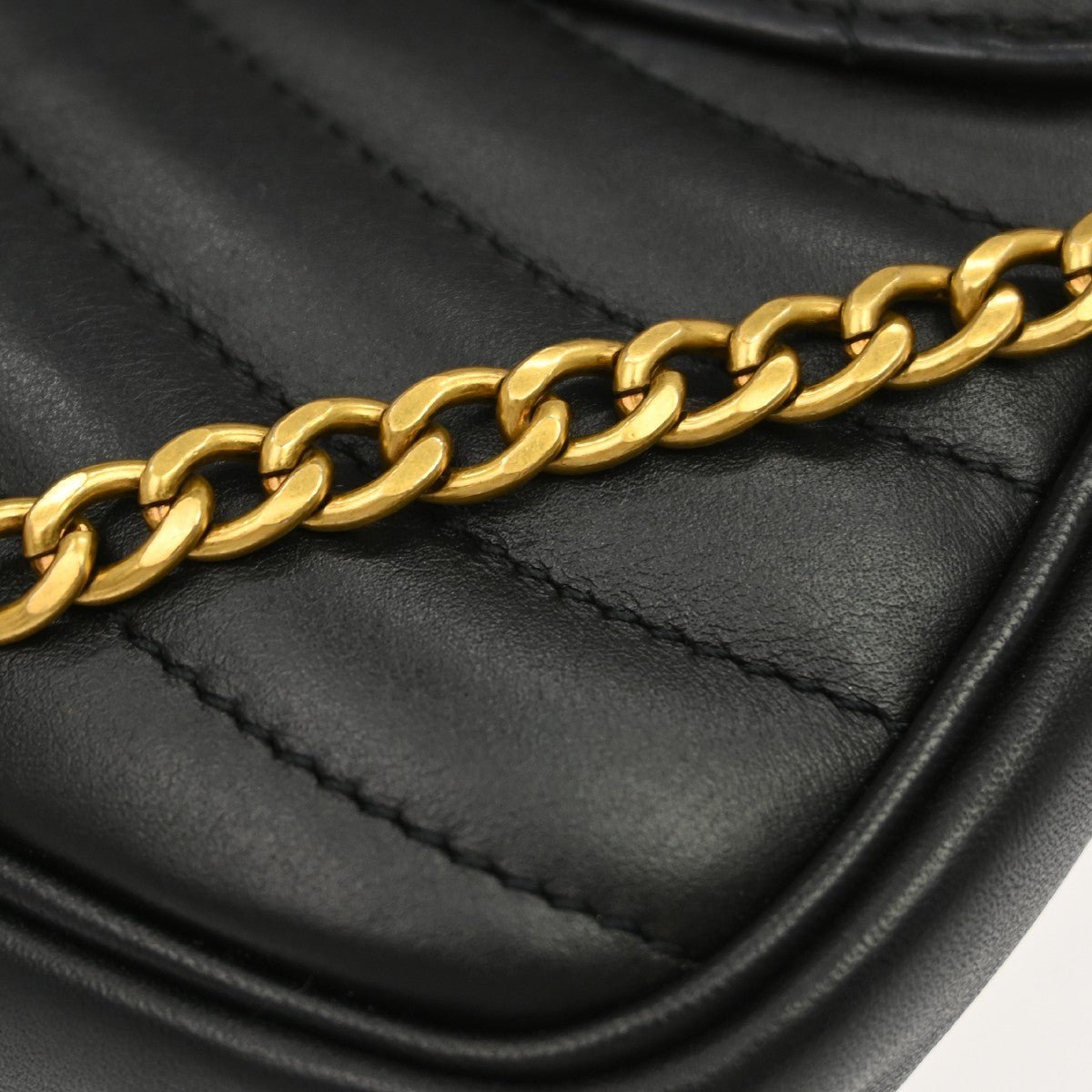 Louis Vuitton New Wave Chain - Brandsamsara